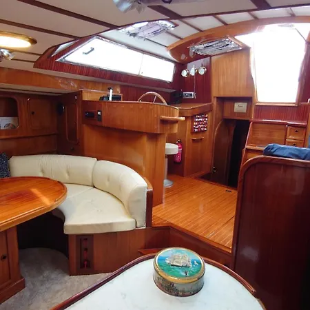 & Sea With Captain